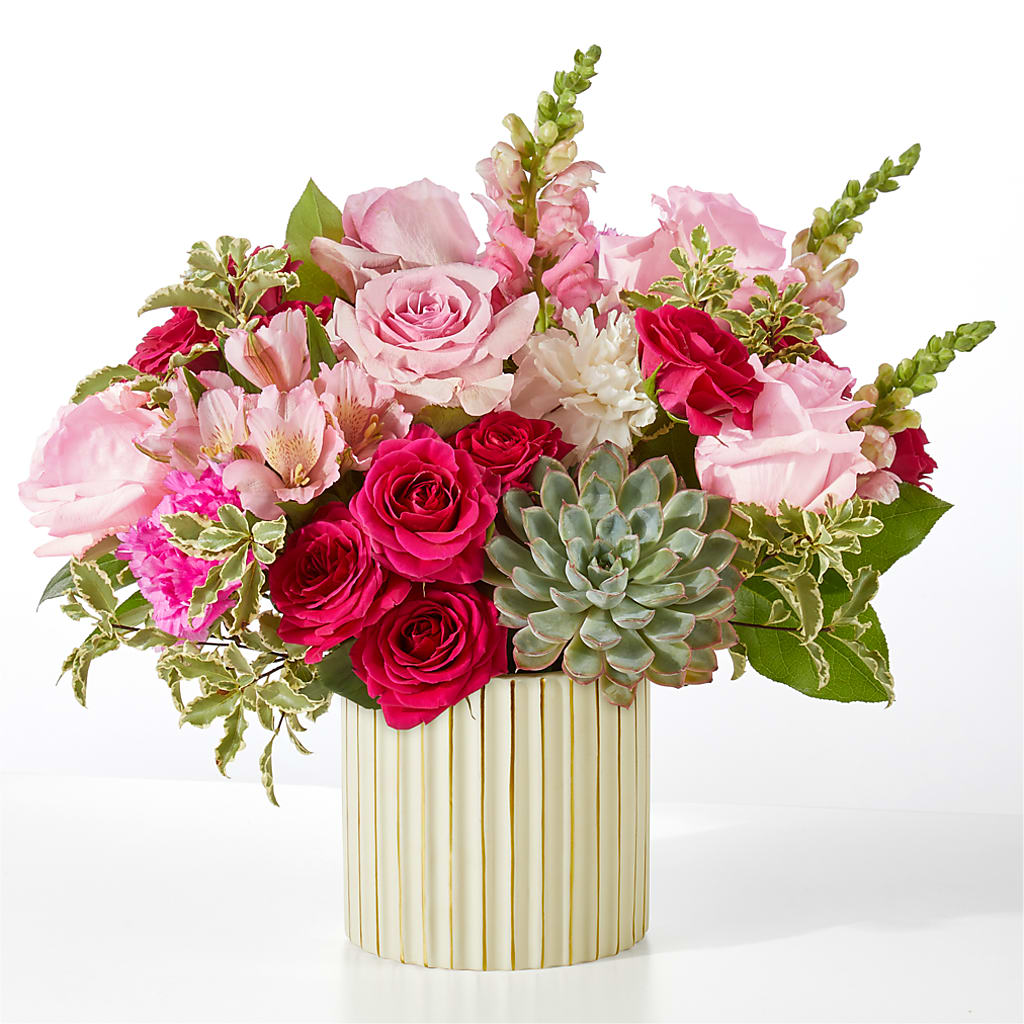 Magenta Musings Bouquet – Luxesse Roses, Herriman UT