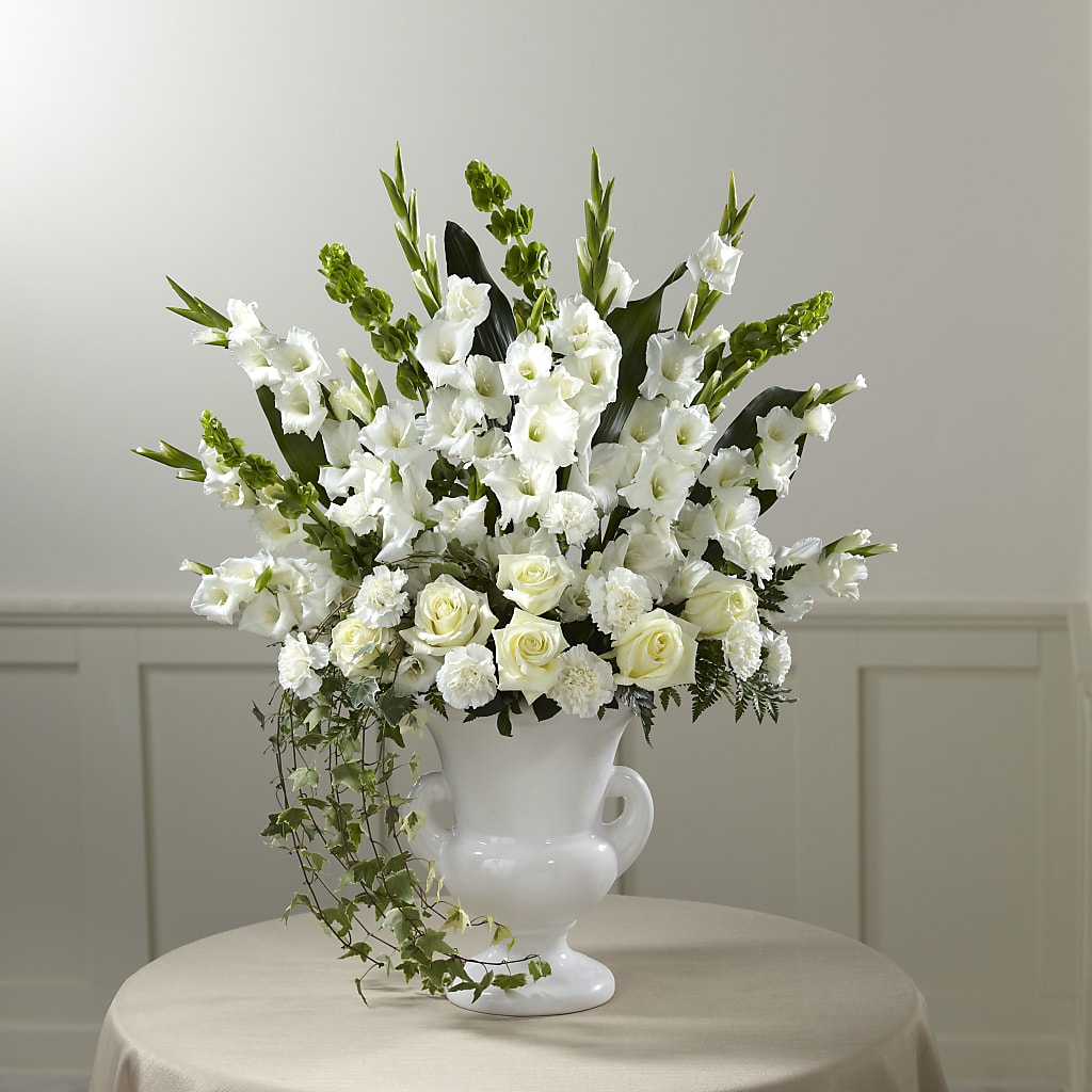 Fond Reflections Arrangement – Luxesse Roses, Herriman UT