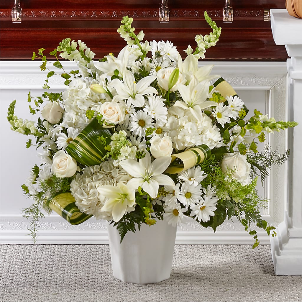Thoughts of Tranquility Floor Basket – Luxesse Roses, Herriman UT