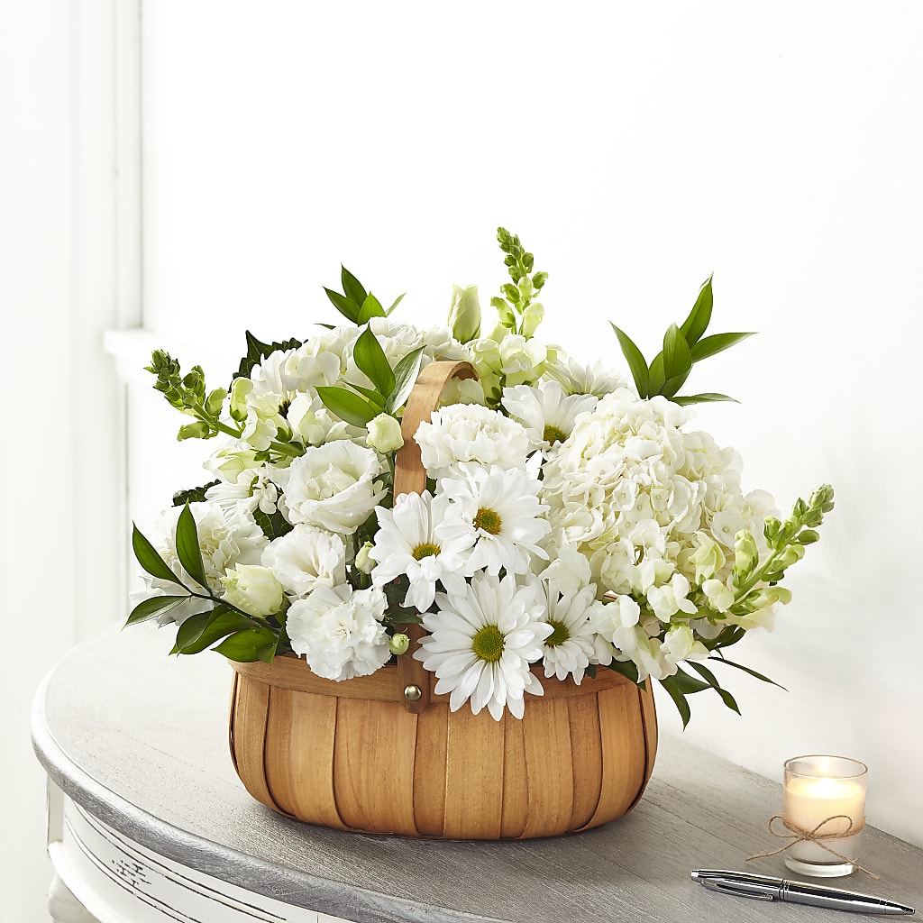Pure Ivory Basket – Luxesse Roses, Herriman UT
