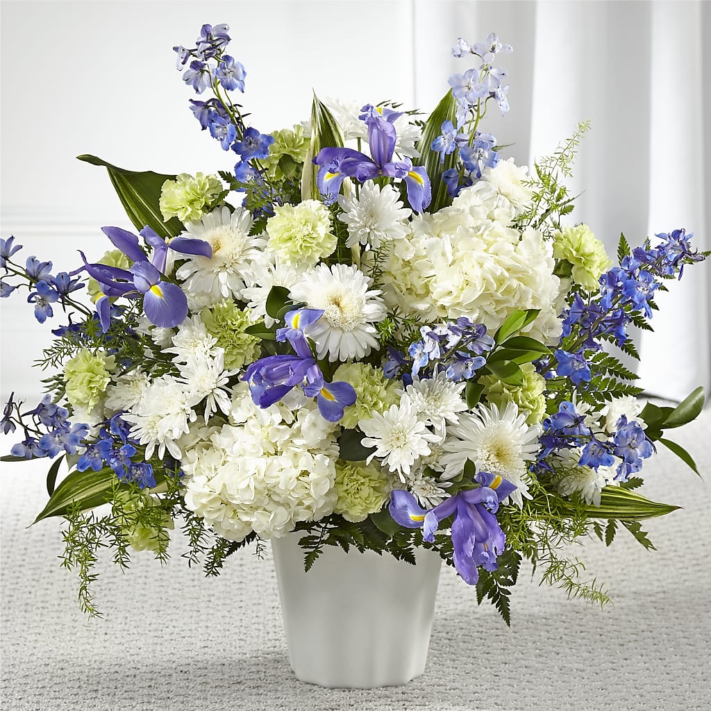 Soft Serenity Floor Basket – Luxesse Roses, Herriman UT