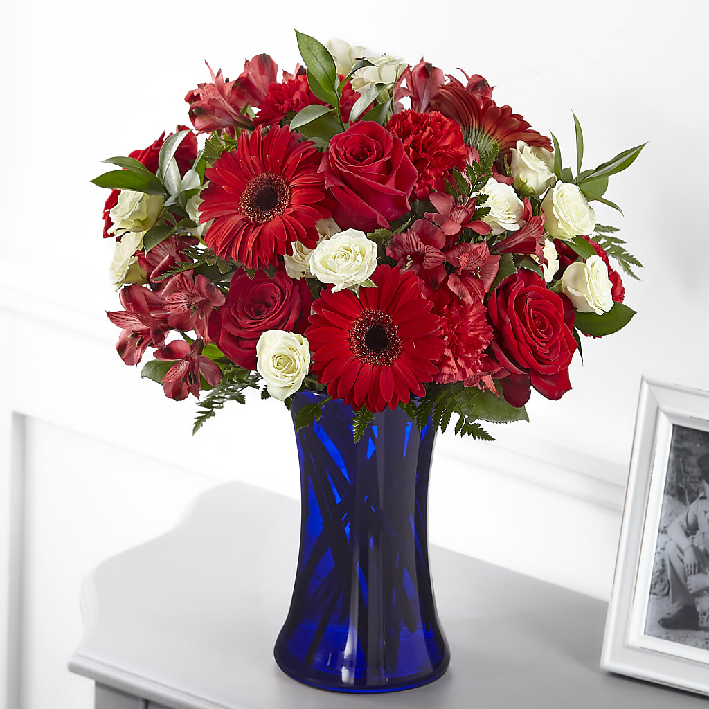 Hearts Embrace Bouquet – Luxesse Roses, Herriman UT
