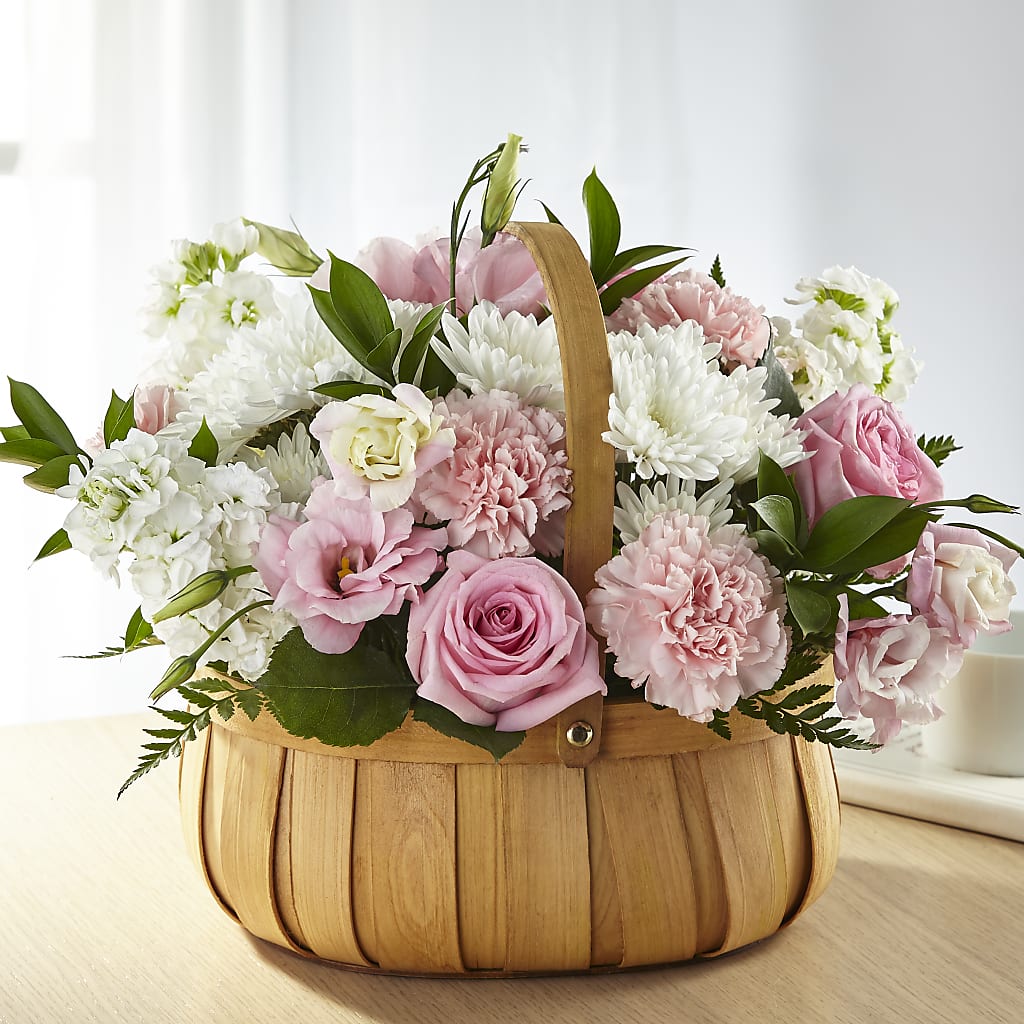 Always Graceful Basket – Luxesse Roses, Herriman UT