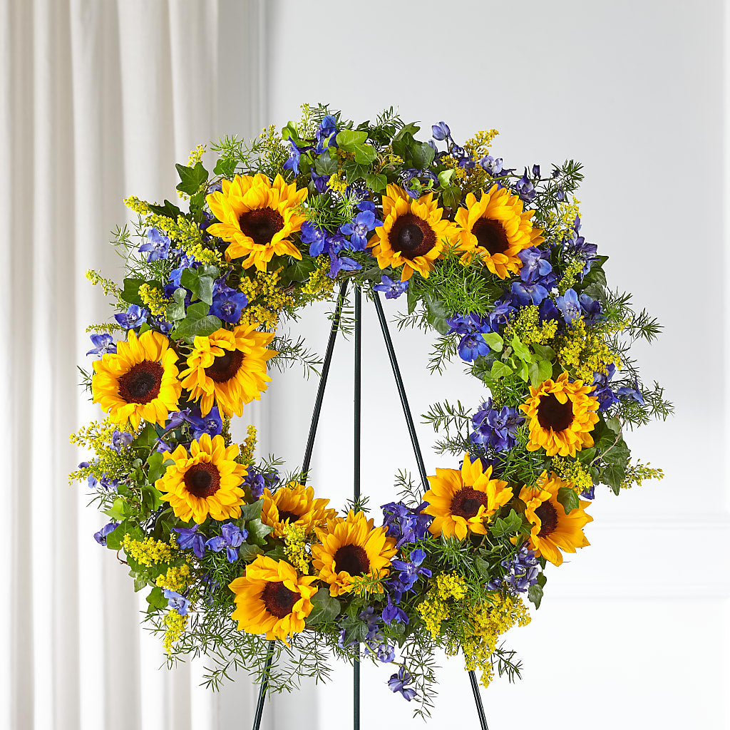 Bright Rays Wreath – Luxesse Roses, Herriman UT