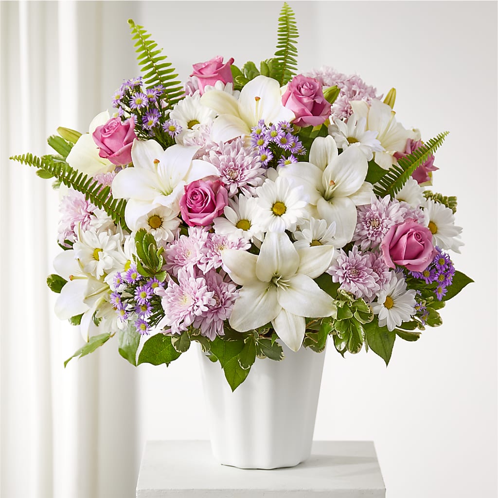 Warmest Thoughts Tabletop Basket – Luxesse Roses, Herriman UT