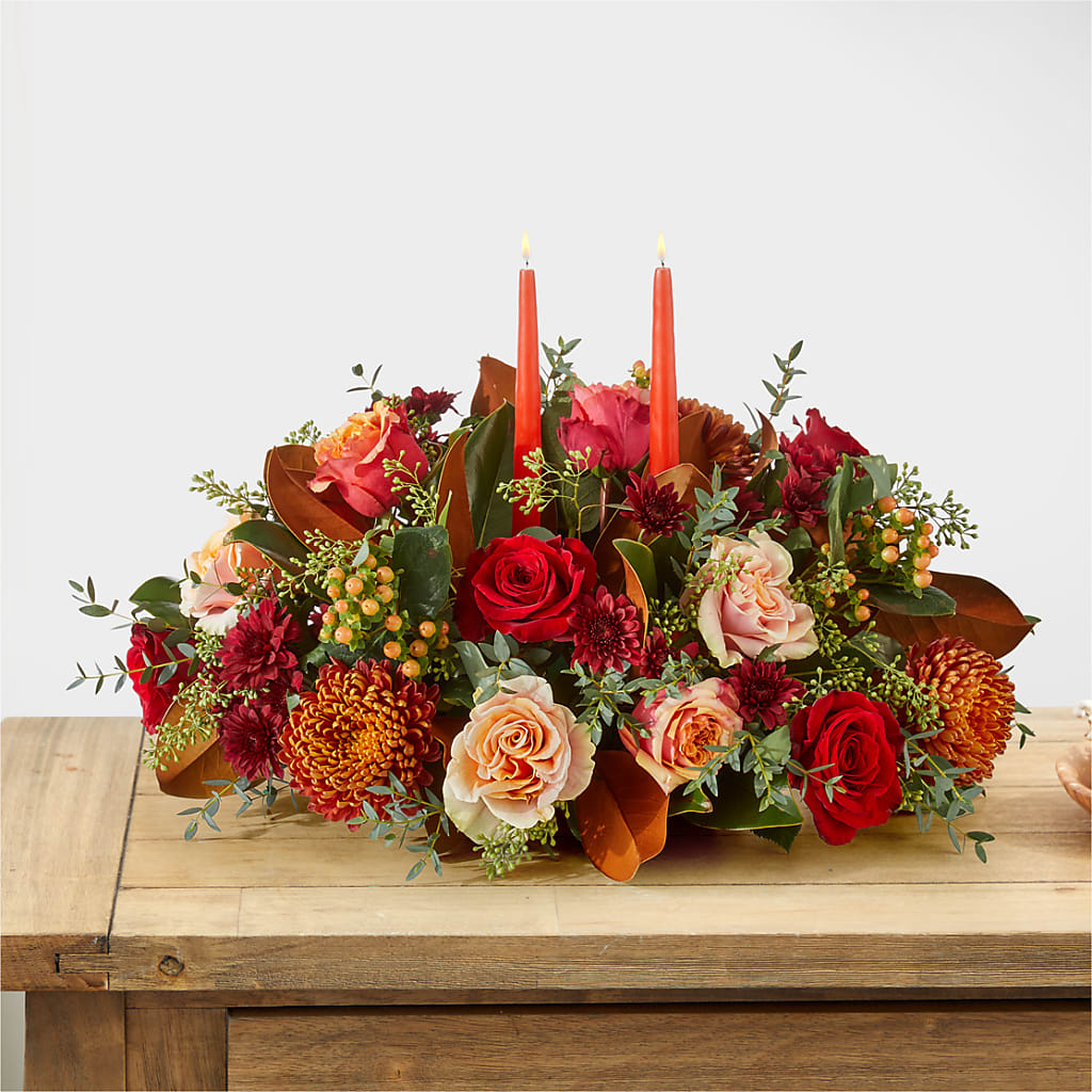 Gather Near Centerpiece – Luxesse Roses, Herriman UT