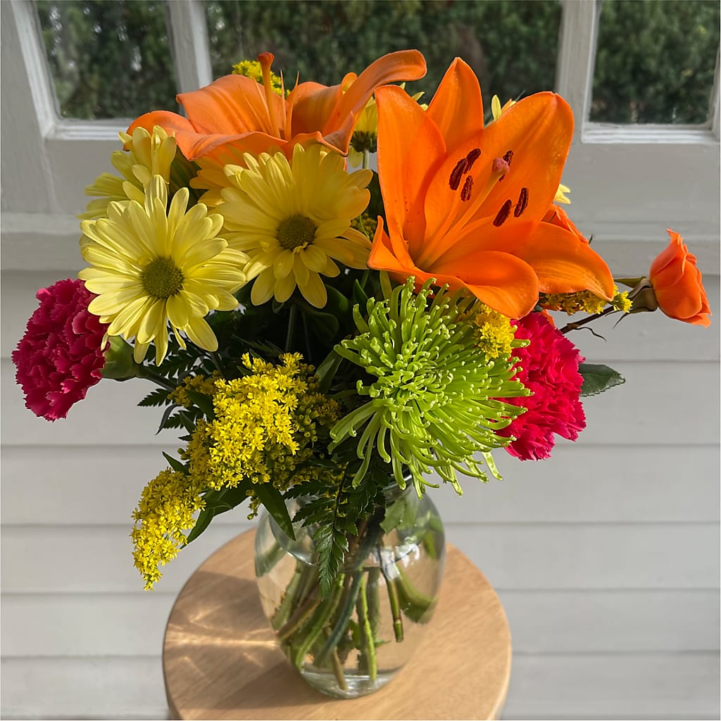 Bold & Bright – A Florist Original –  Luxesse Roses, Herriman UT