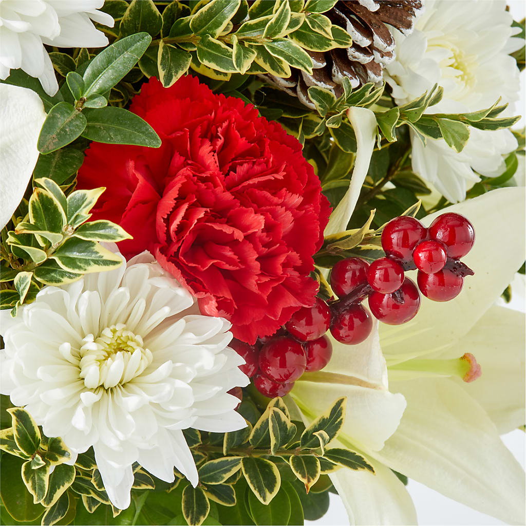 Festive Moments Tree –  Luxesse Roses, Herriman UT