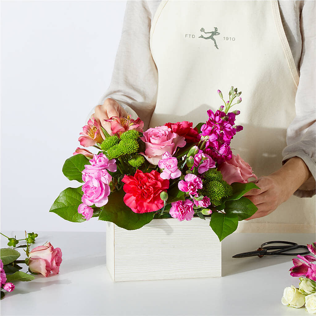 Sweetberry Box – A Florist Original –  Luxesse Roses, Herriman UT