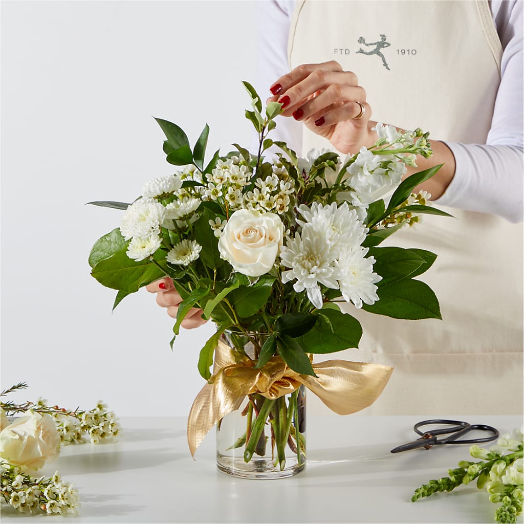 New Beginnings – A Florist Original –  Luxesse Roses, Herriman UT