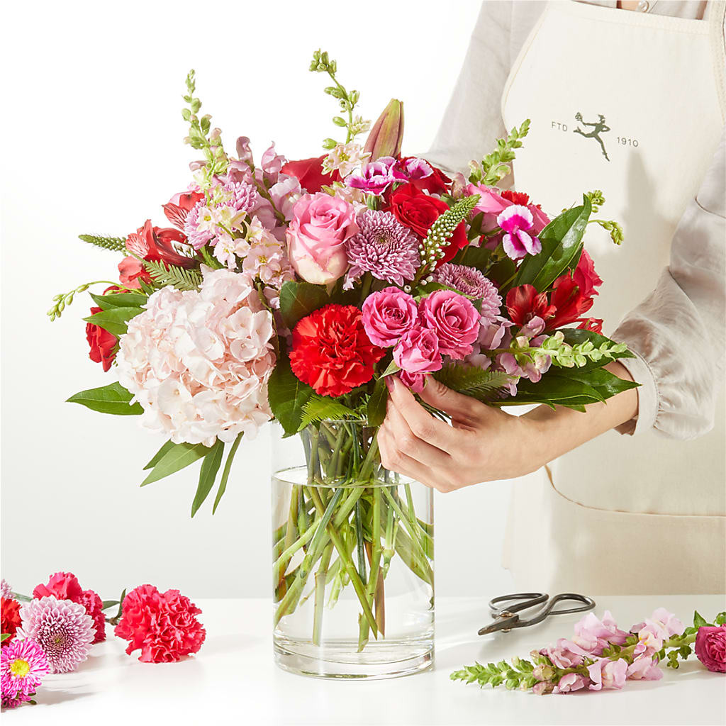 Swooning Over You - A Luxury Florist Original –  Luxesse Roses, Herriman UT