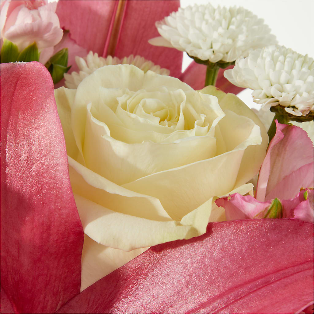 Piece of Cake Bouquet –  Luxesse Roses, Herriman UT