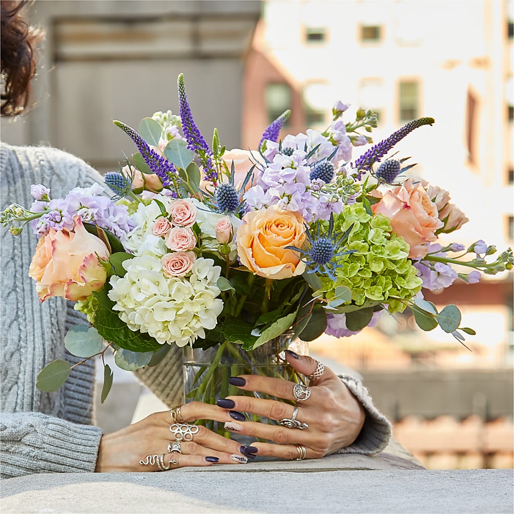 Porch Swing Bouquet –  Luxesse Roses, Herriman UT