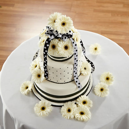 Simple Sophistication Cake Décor –  Luxesse Roses, Herriman UT